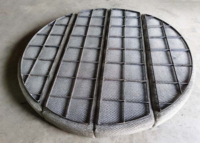 0.15mm Knitted High Density Wire Mesh Demister Mat With Bracket